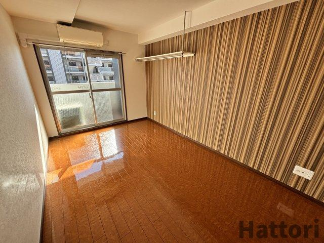 ウインズコート新大阪の居間・リビング