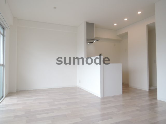 川上サニーハイツの居間・リビング