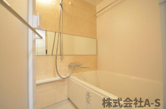 ＧＲＡＮＤ　ＥＳＰＯＩＲ　東桜の浴室|同間取り画像使用
実際のお部屋と色などが異なる場合がございます。