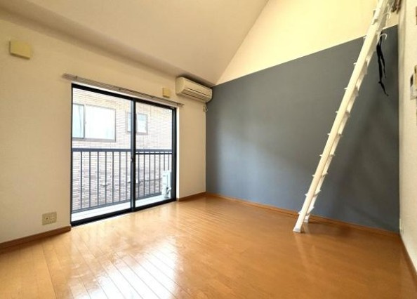 グリーンバレー久喜の居間・リビング|※同建物別部屋