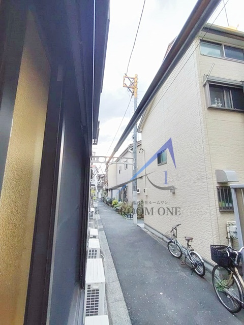 ドエル西のエントランス|エントランスです。