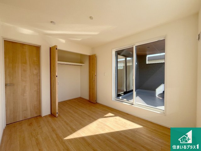 加古川市尾上町長田　新築一戸建ての洋室|収納スペースが充実しているので子供の成長に合わせてたくさん収納ができます！家族構成に合わせた様々な活用ができる収納！