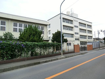  | 横浜市立川和小学校まで1,600m 