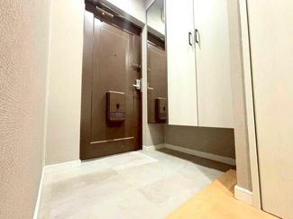  | 落ち着いた色目が、室内のカラ… 