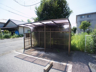 【その他共用部分】 | ラフォーレ・ハピネスB | 屋根付きの駐輪場があります♪