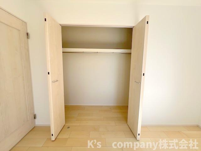 藤沢市辻堂元町2丁目　新築戸建　A号棟の収納|洋室7帖の収納スペース◇