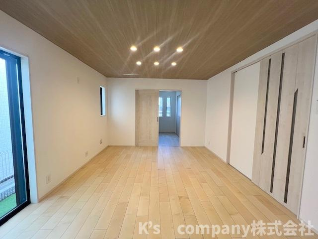 藤沢市辻堂元町2丁目　新築戸建　A号棟の居間・リビング|家具の配置をしやすい間取り♪