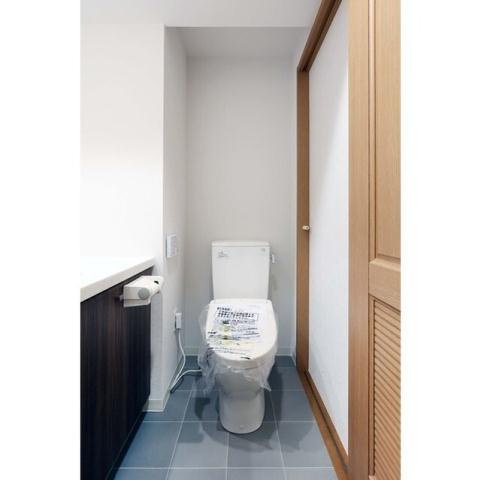 レジデンスシャルマン月島のトイレ|※別部屋参照