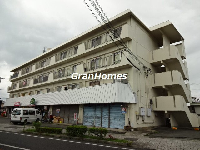 シャトー御立の外観