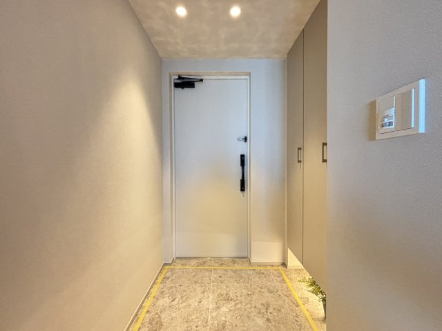 パークシティ中央湊ザタワーの玄関