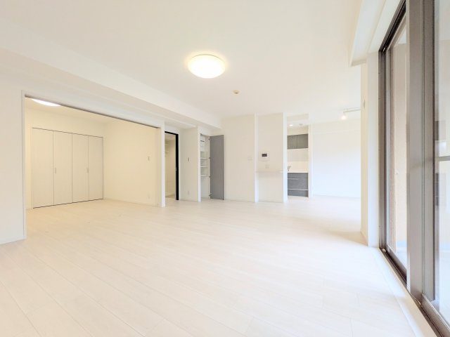 【居間・リビング】