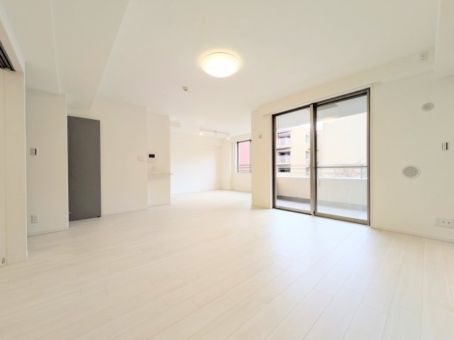 【居間・リビング】