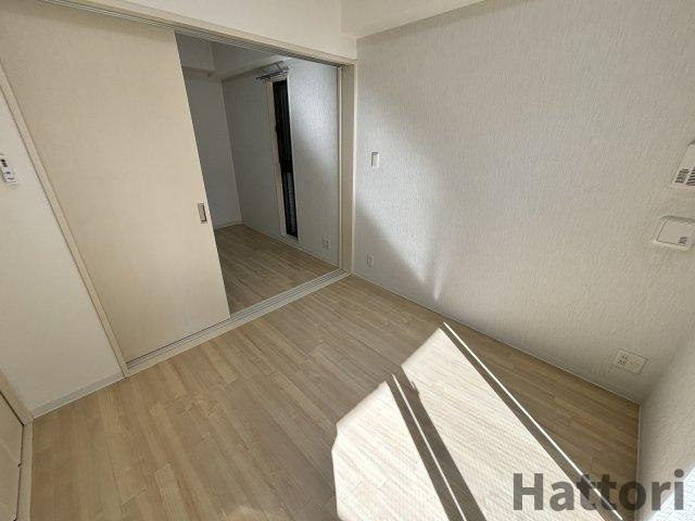 ルクレ新大阪レジデンスの居間・リビング