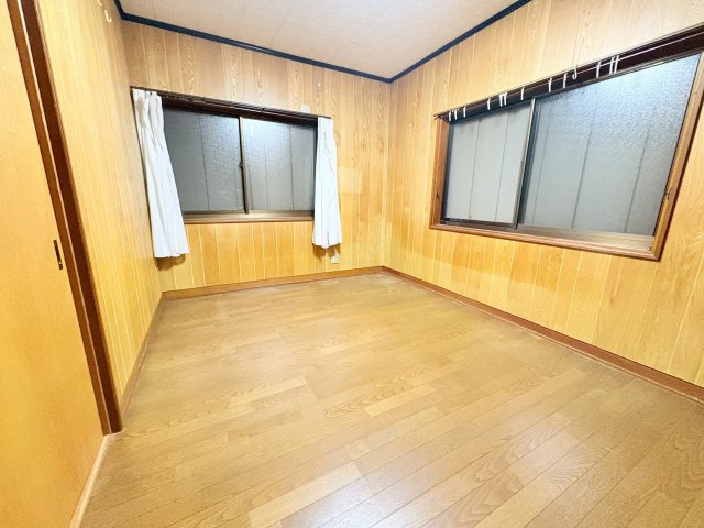 ☆明石市大久保町松陰　戸建☆の洋室