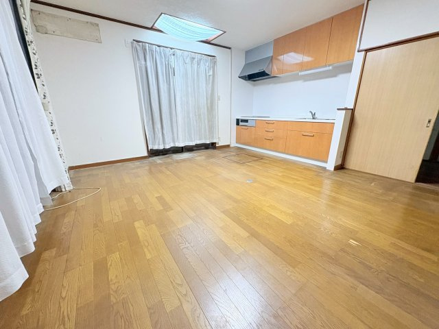 ☆明石市大久保町松陰　戸建☆の洋室