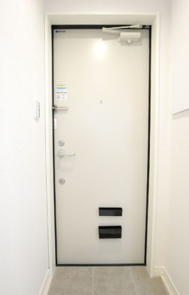 エクセラン南浦和の玄関