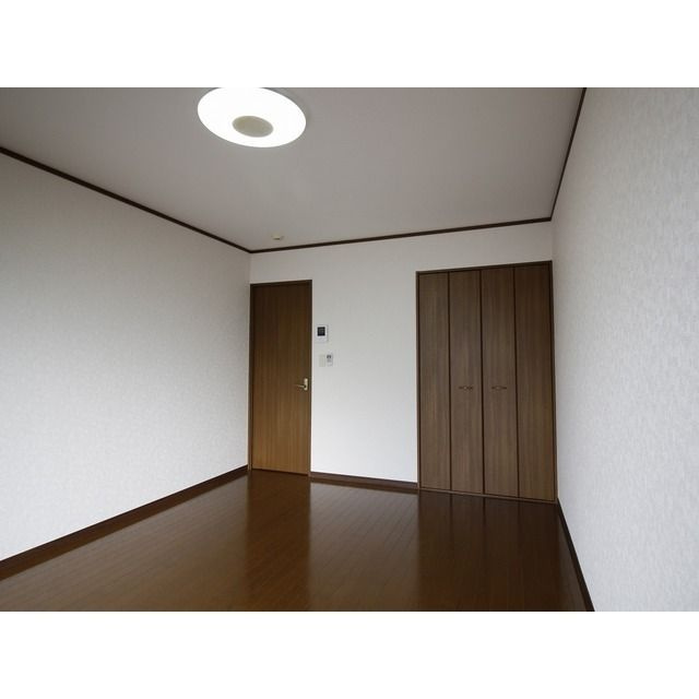 アムール AKの寝室