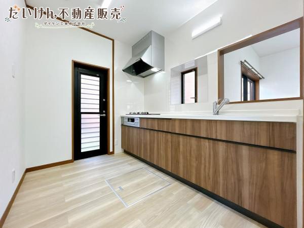 加古川市加古川町稲屋の中古一戸建のキッチン