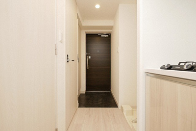 【玄関】 | アドバンス大阪カーサ