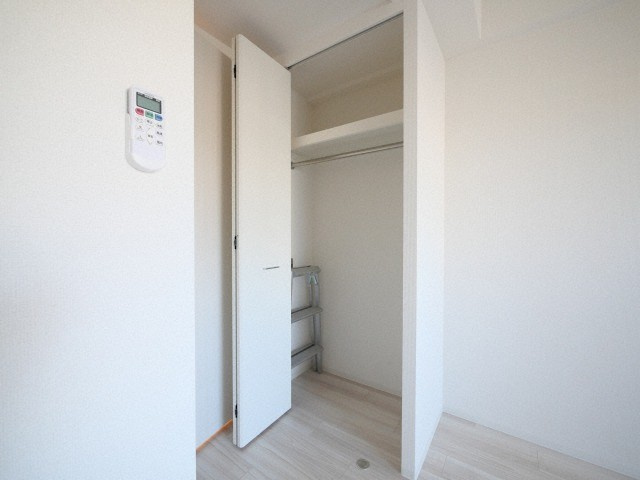 セレニテ難波プリエの収納