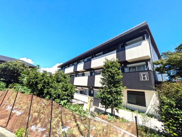 フリースクエア英