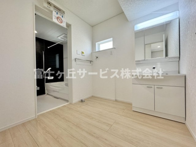 【脱衣所】 | 静岡市清水区押切 7期 新築一戸建て | 脱衣場です
