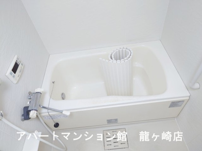 【浴室】 | 雫Ⅱ(しずく） | 浴室乾燥機＆追い焚き給湯付きのお風呂♪