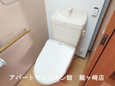 【トイレ】 | 雫Ⅱ(しずく） | ウォシュレット完備♪