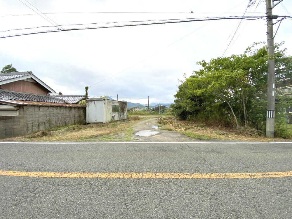 丹波市氷上町石生の売地