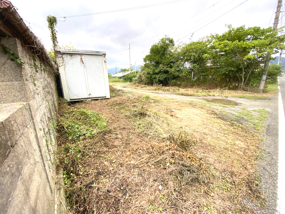 丹波市氷上町石生の売地の外観