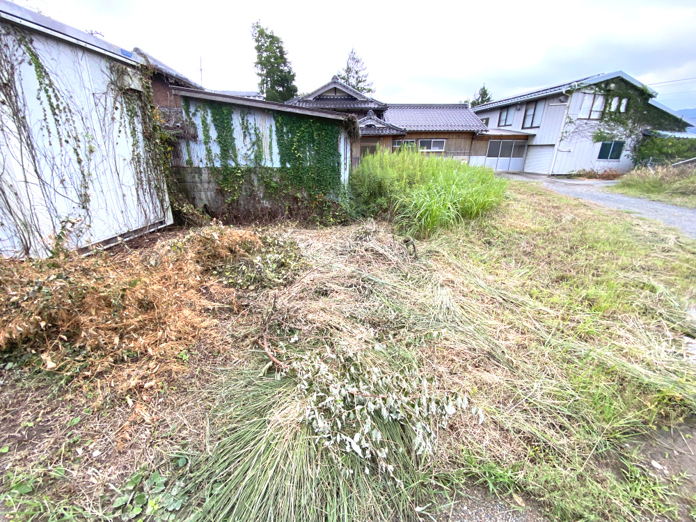 丹波市氷上町石生の売地の外観
