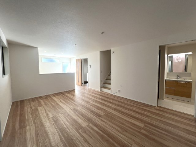 永田山王台の王に俺はなる！！【永田山王台 新築戸建】の居間・リビング|居間です