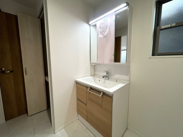 永田山王台の王に俺はなる！！【永田山王台 新築戸建】の独立洗面台|使いやすい独立洗面台です