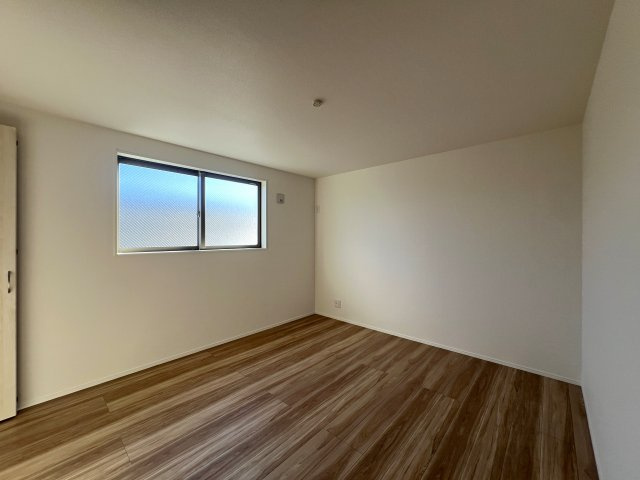 永田山王台の王に俺はなる！！【永田山王台 新築戸建】の洋室|スタンダードな洋室です