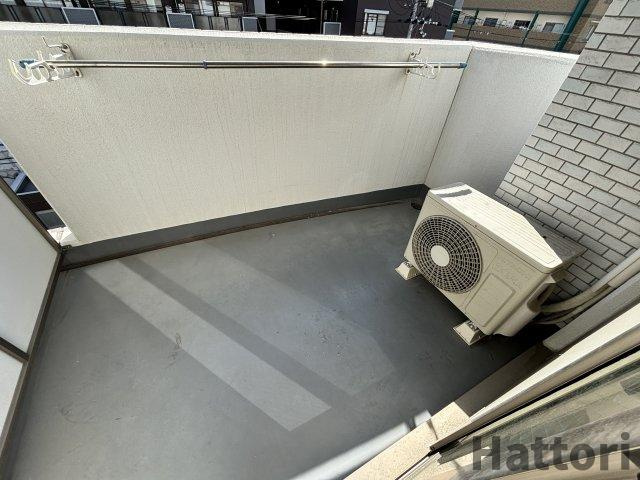 ルクレ新大阪レジデンスのバルコニー