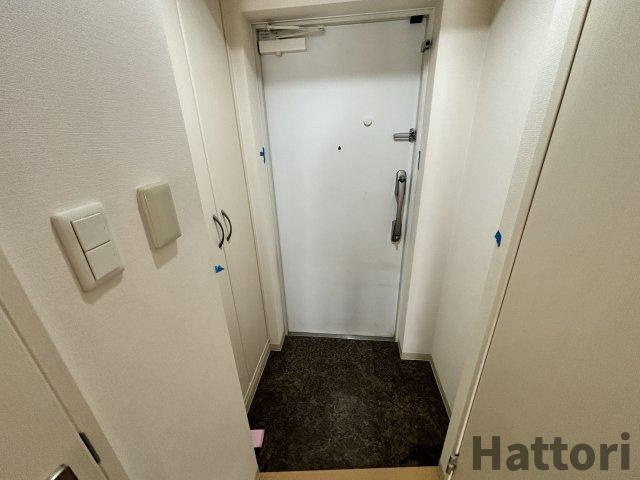 ルクレ新大阪レジデンスの玄関