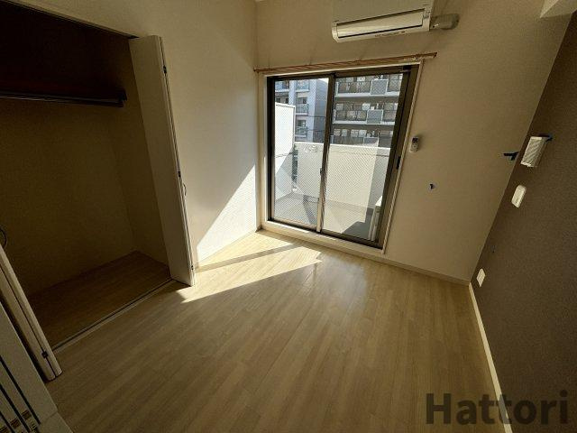 ルクレ新大阪レジデンスの居間・リビング