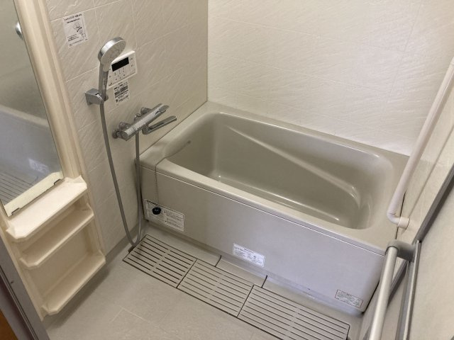 アーバニティー春日原の浴室