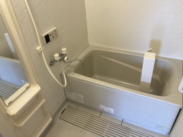 アーバニティー春日原の浴室