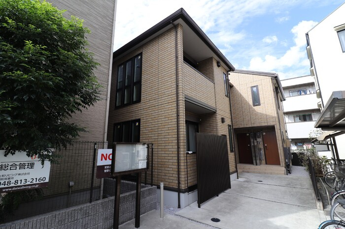 さいたま市浦和区元町３丁目のハイツ