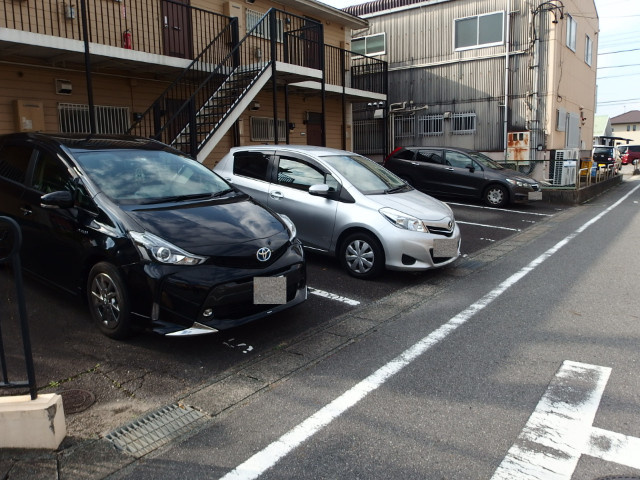 エトワール　Ａの駐車場