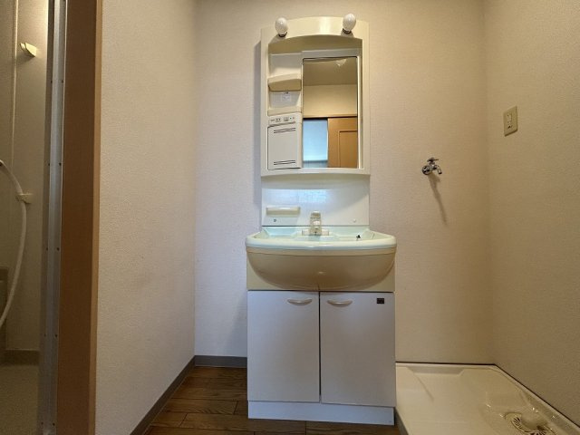 チェリーコート北久保の洗面所|使いやすい洗面所です