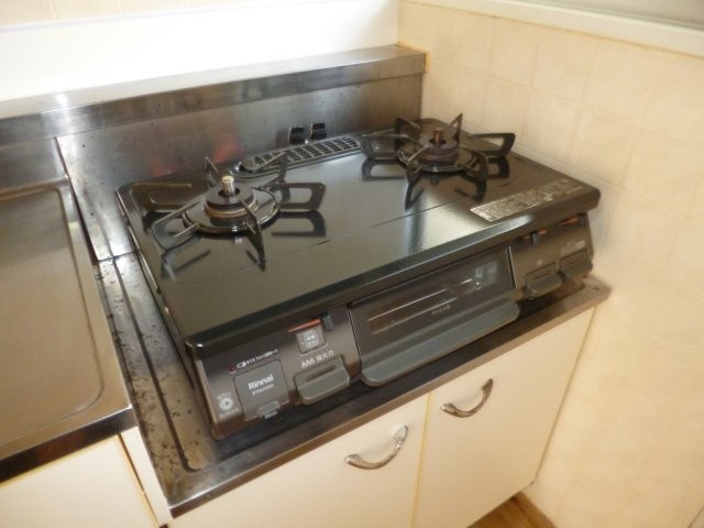 プレジュール須々木のキッチン|２口ガスコンロ（残置）