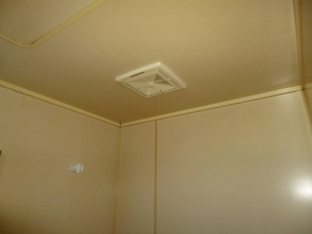 プレジュール須々木の浴室|浴室換気扇