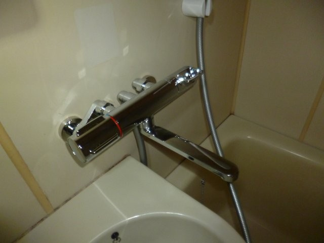 プレジュール須々木の浴室|サーモスタッド付き水栓