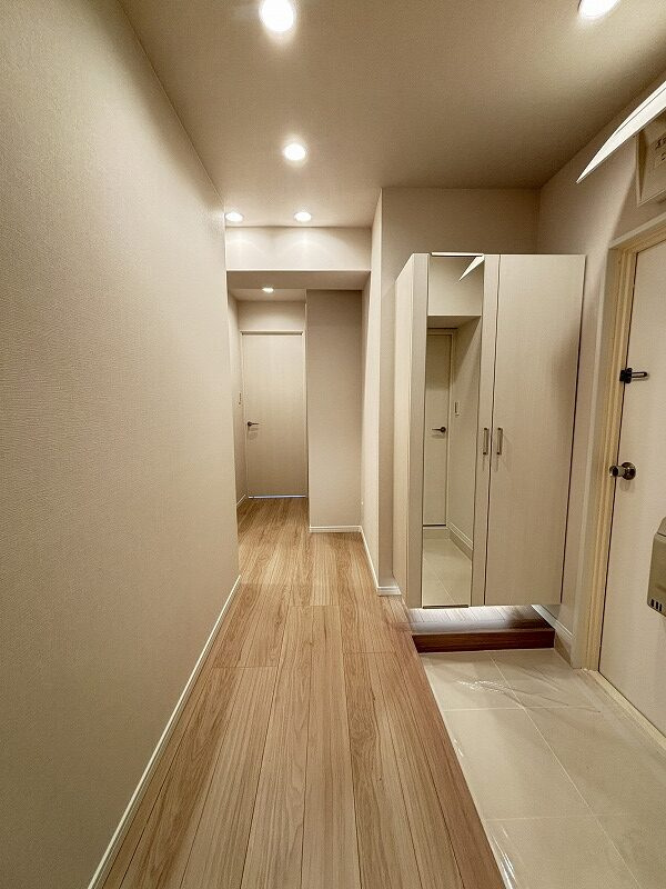 中銀三鷹マンシオンの玄関