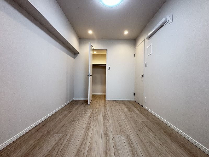 中銀三鷹マンシオンの洋室