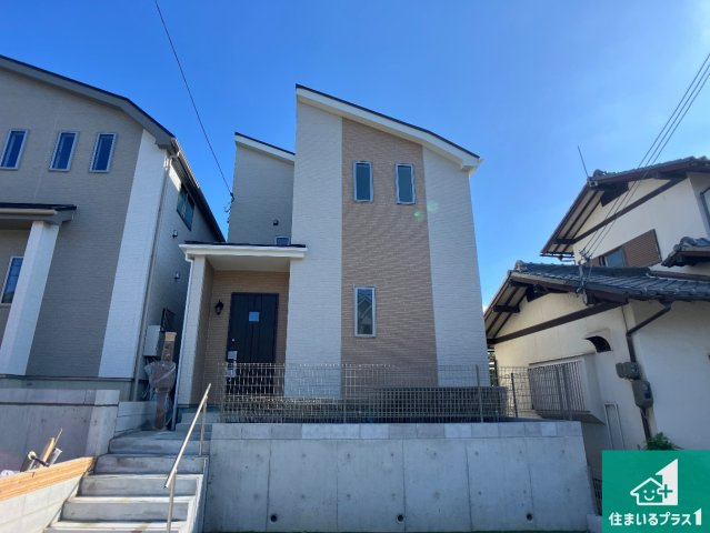 神戸市垂水区本多聞　新築一戸建てのトイレ|シンプルなトイレは落ち着く空間！お手入れも簡単です！