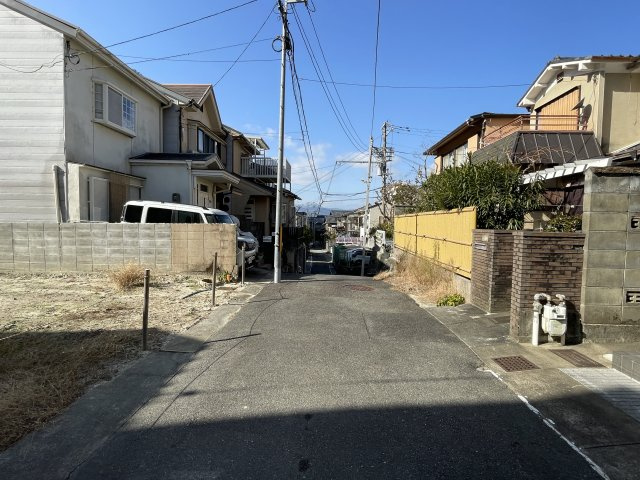 北白川仕伏町 建築条件無し 土地の前面道路含む現地写真