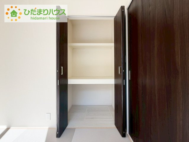 郡山市芳賀三丁目　新築戸建　1号棟の収納|和室の収納は横開きクローゼット！
しまった物の出し入れも楽々です(^^)